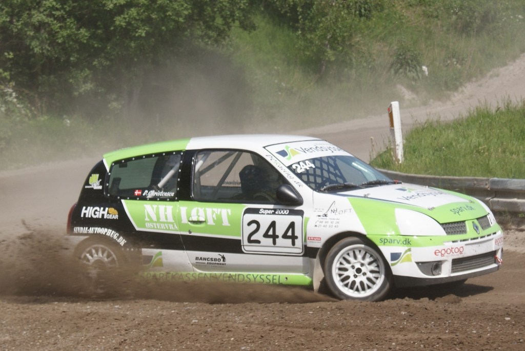 Team DC Racing klar med Renault-raceren efter motorhavari
(Foto: Kim Lauritsen)